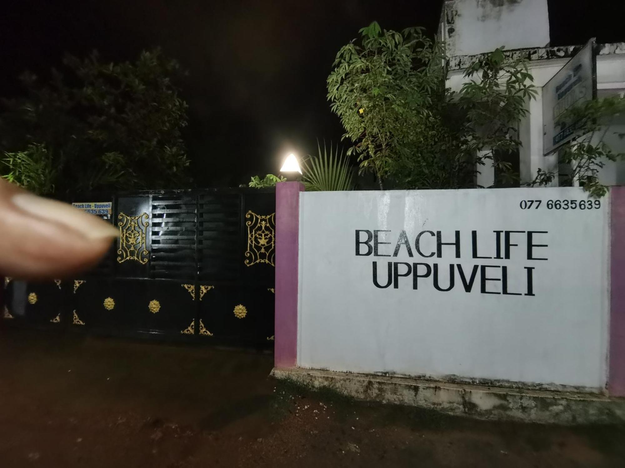 Beach Life Uppuveli Trincomalee Bagian luar foto